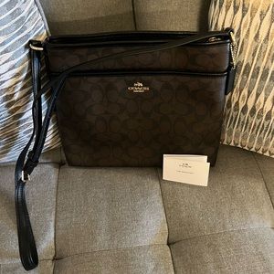 Coach crossbody new WOT